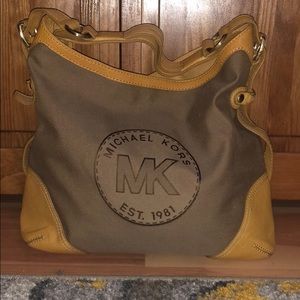 Michael Kors Hobo Bag